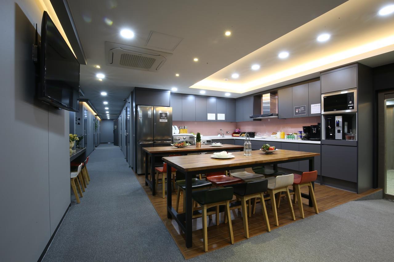 Philstay Myeongdong Seúl Exterior foto