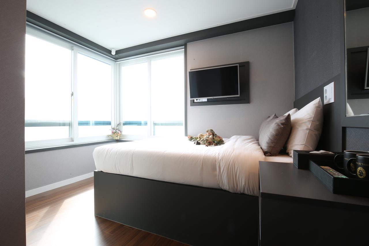 Philstay Myeongdong Seúl Exterior foto